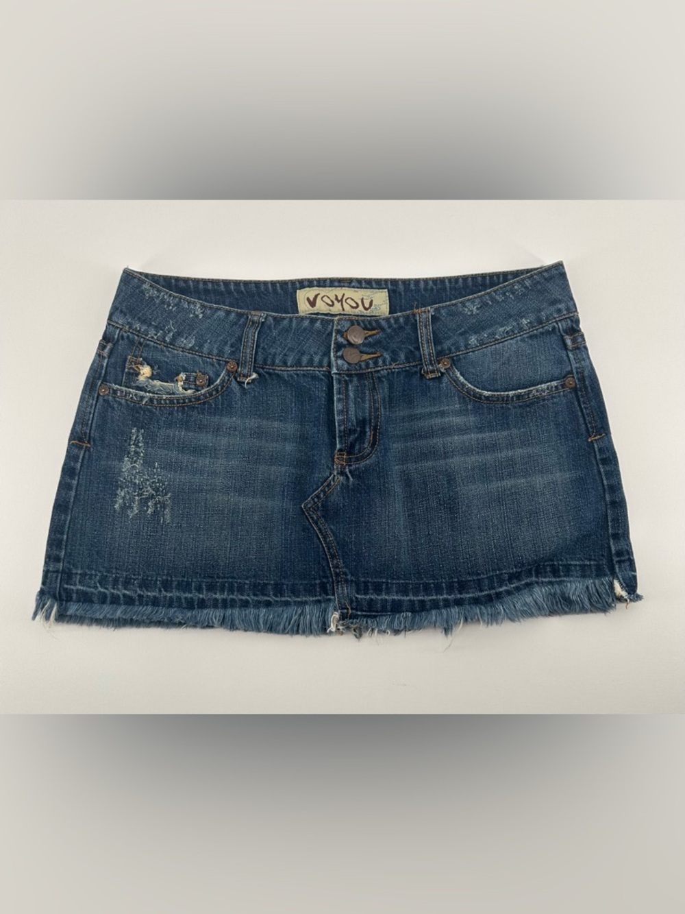 VOYOU Y2K Going Out Distressed Denim Micro Mini Skirt Size 7 Frayed Hem Low Rise